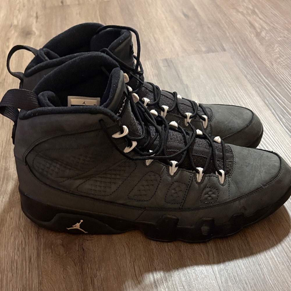Nike Air Jordan 9 Retro 'Anthracite' sneakers - Picture 4 of 5